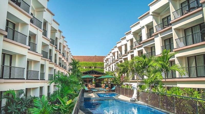 Cross Vibe Paasha Atelier Bali Kuta