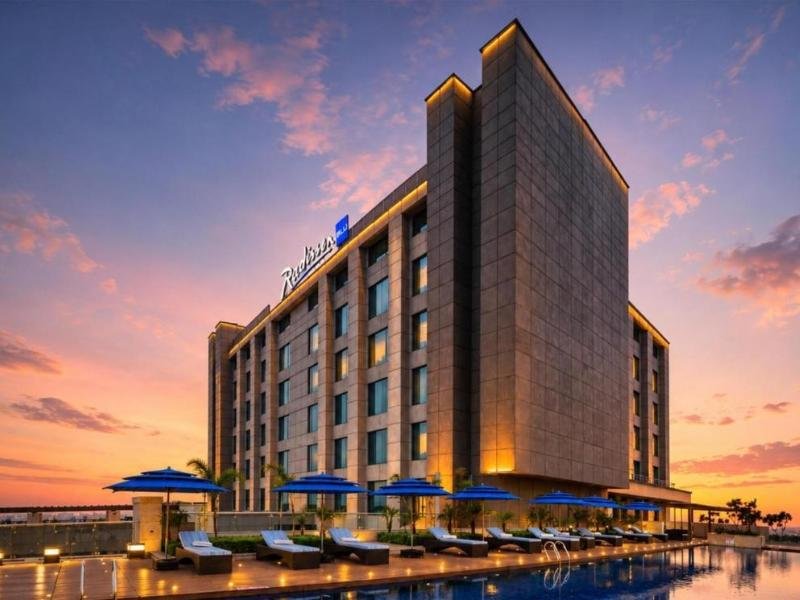 Radisson blu hotel, Paschim vihar